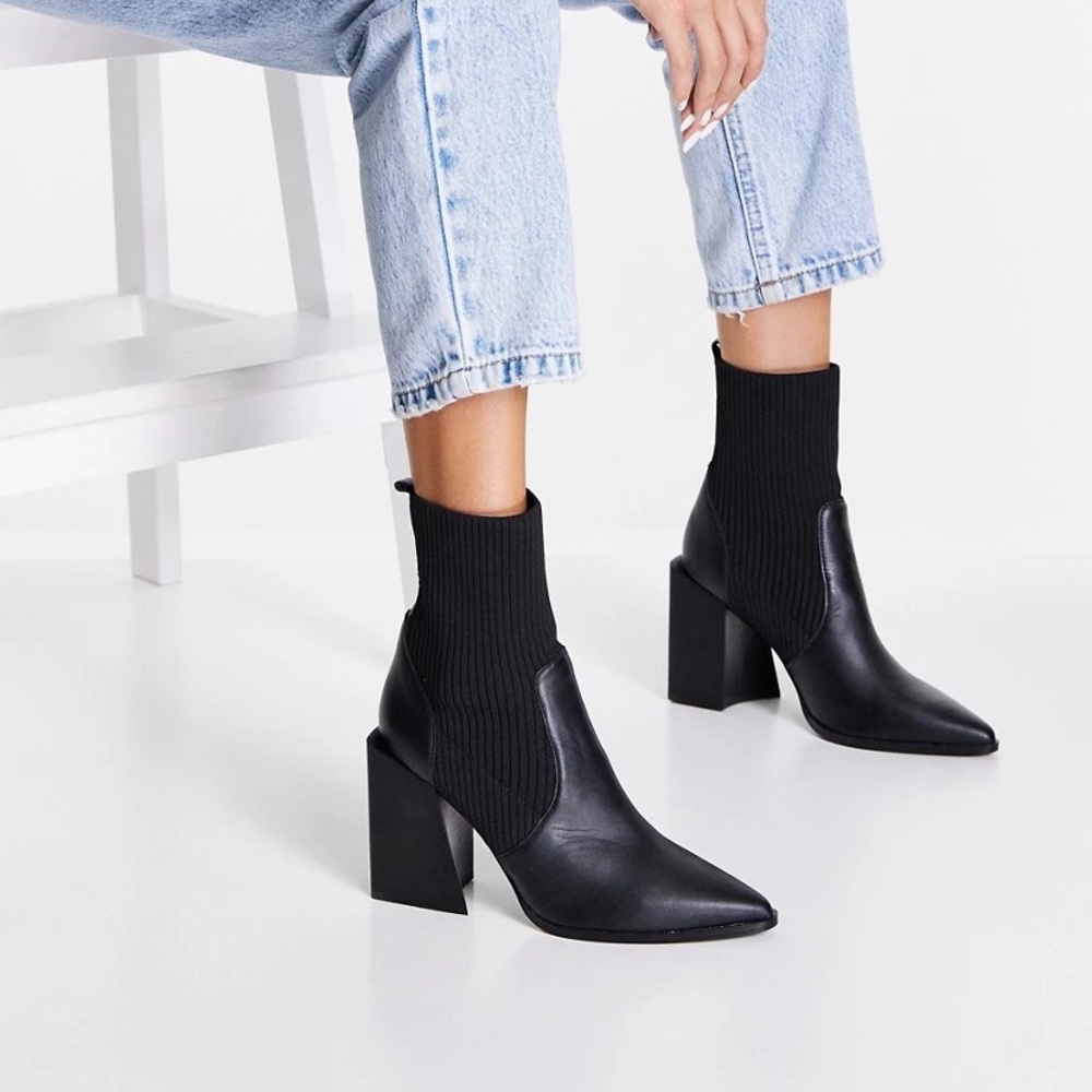 Steve Madden Tackle Sock Bootie (Black)